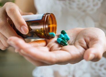 Conferència: Ús i abús de la farmàcia i la parafarmàcia